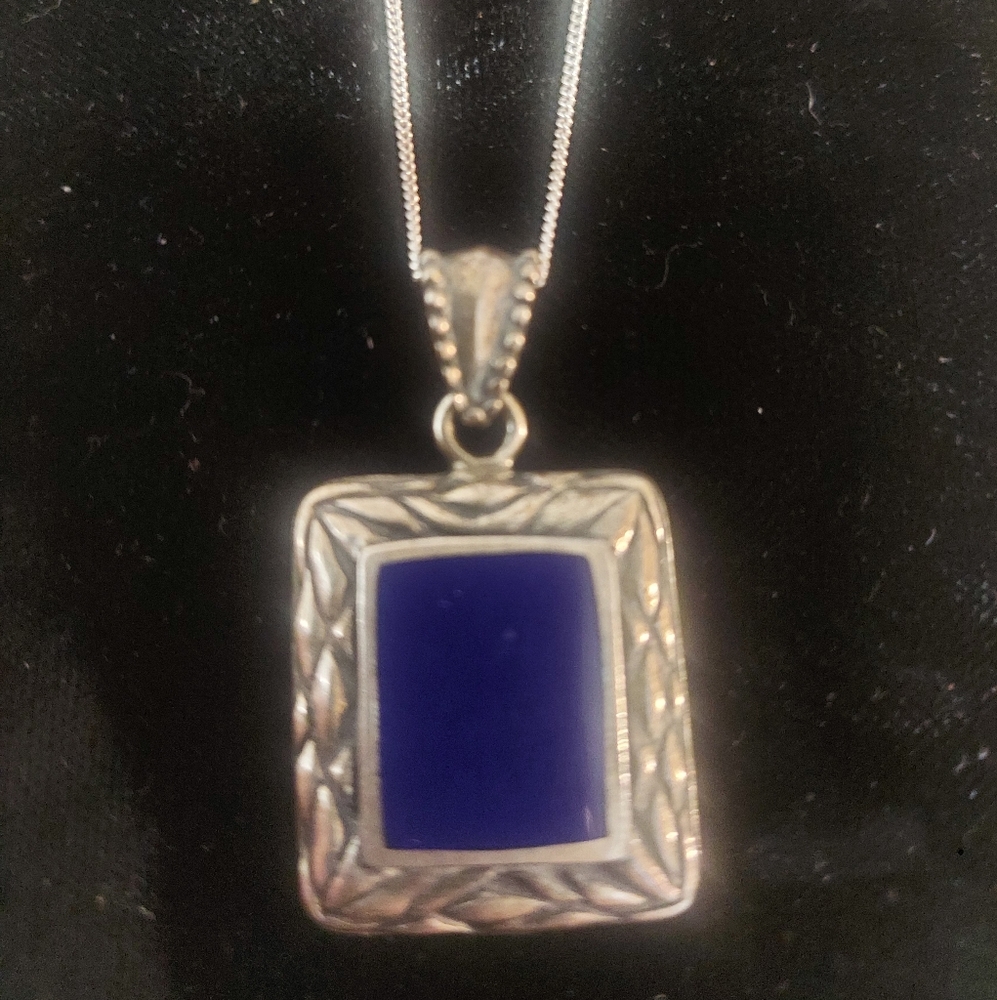 925 Silver and Blue Pendant Necklace